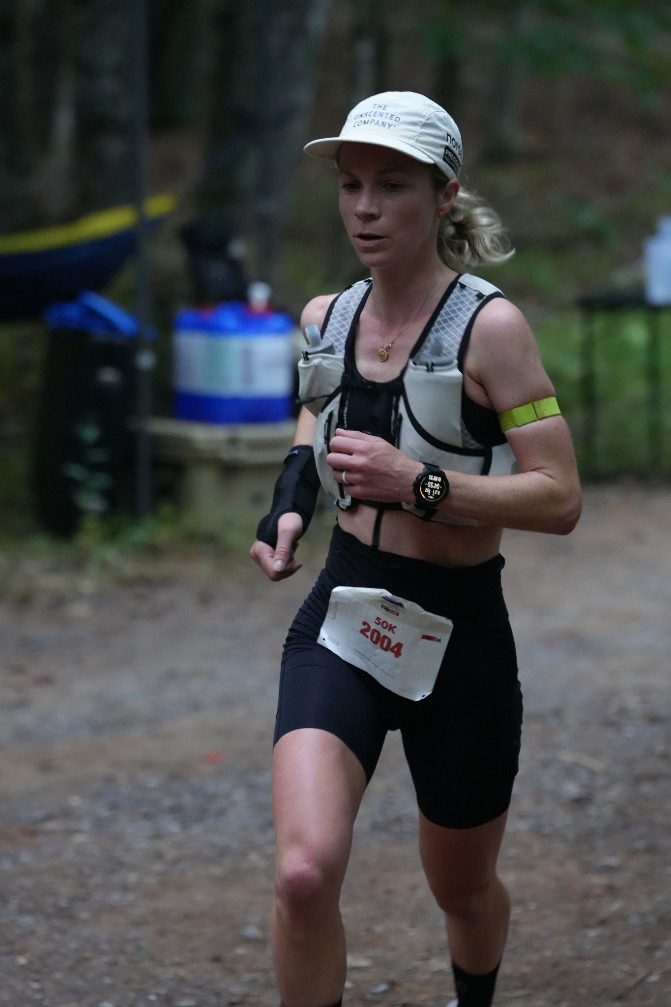 Sarah Bergeron Larouche en course lors d’un trail de 50 km